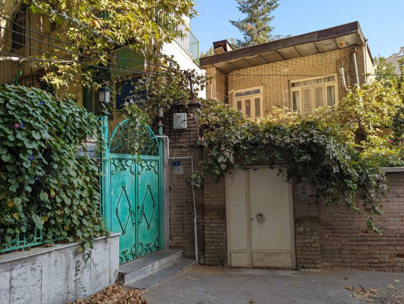 Old buildings not yet replaced by high rise, sohanak, tehran, iran, copyright escapefromtehran com