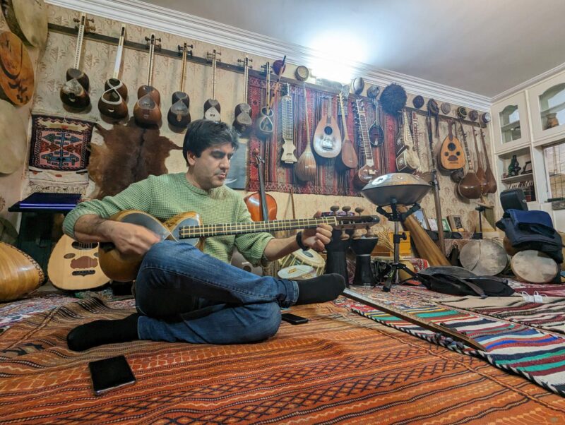 Jamming session with star of Khorasan folklore music, Ali Pourataei "Bidel", Alireza Baradaran & others, Mashhad, northeast Iran. Copyright Ali Torkzadeh